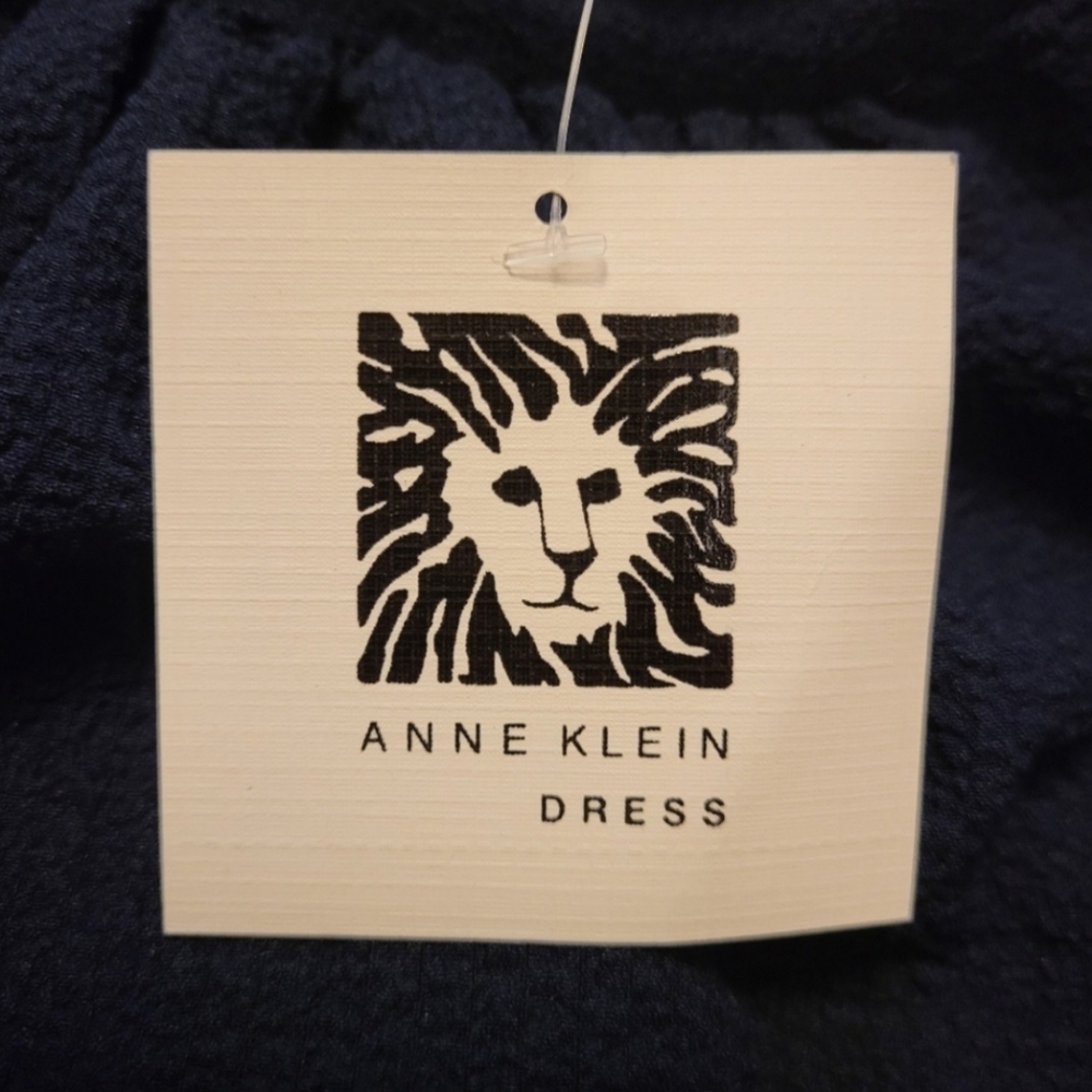 Anne Klein Navy Crinkle Mock Neck Tiered Maxi Dress Size 10 - Picture 7 of 8